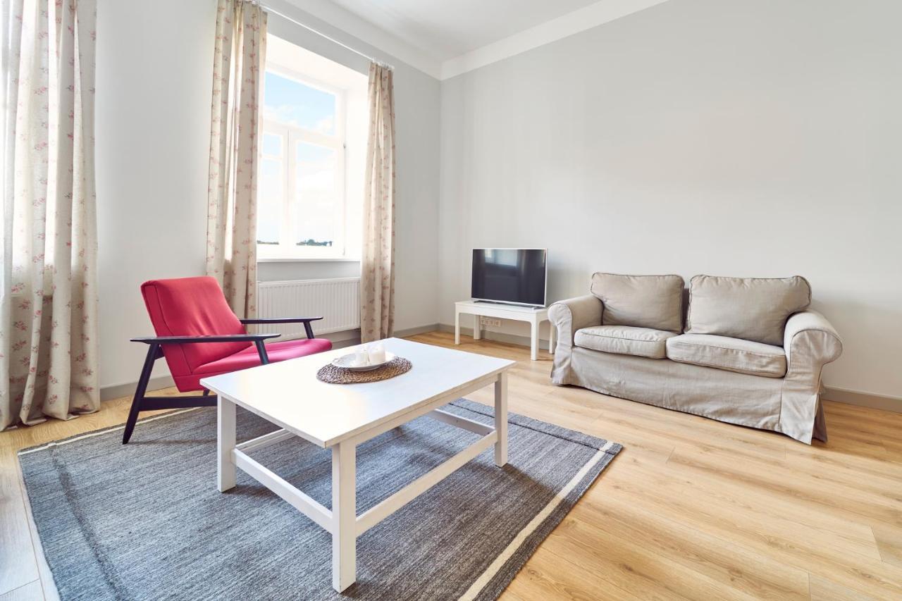 Lovely, View Apartment, Centre *